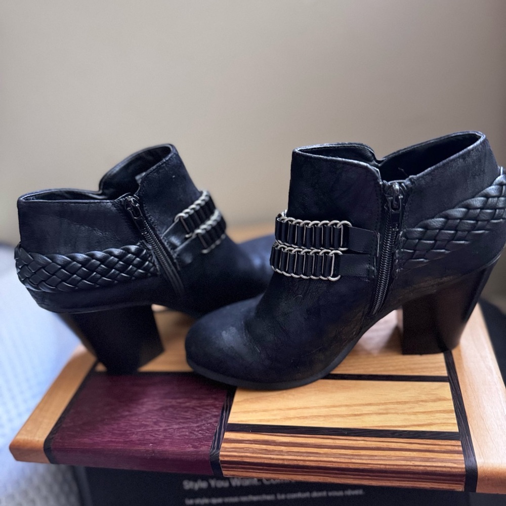 Sophisticated Black Ankle Booties with Braided Detail